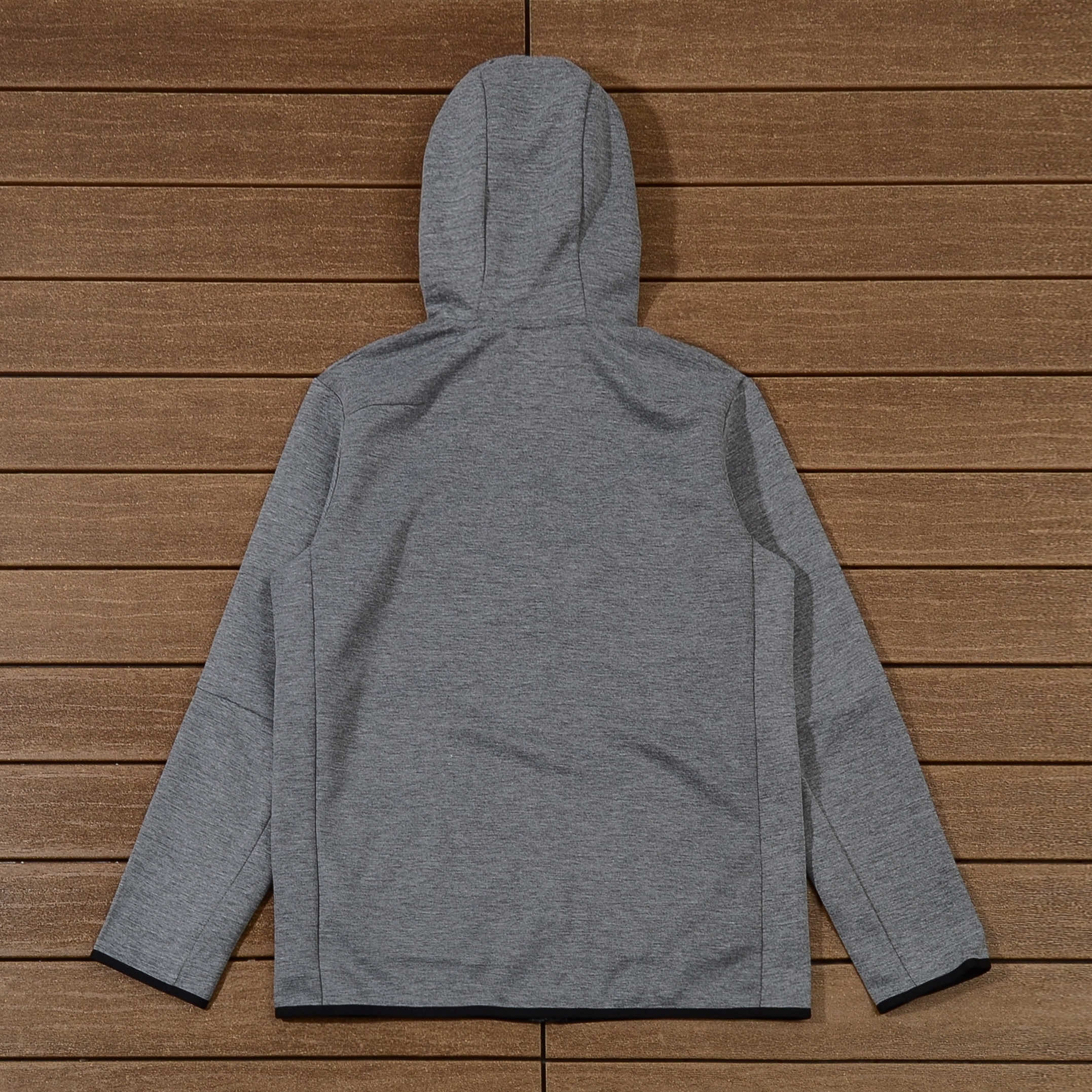 Nike Tech Gris