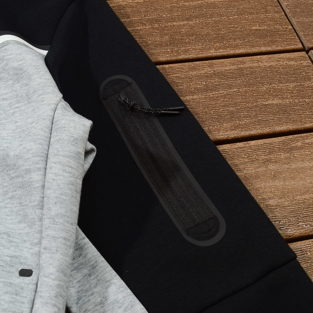 Nike Tech Negro-Gris Oscuro