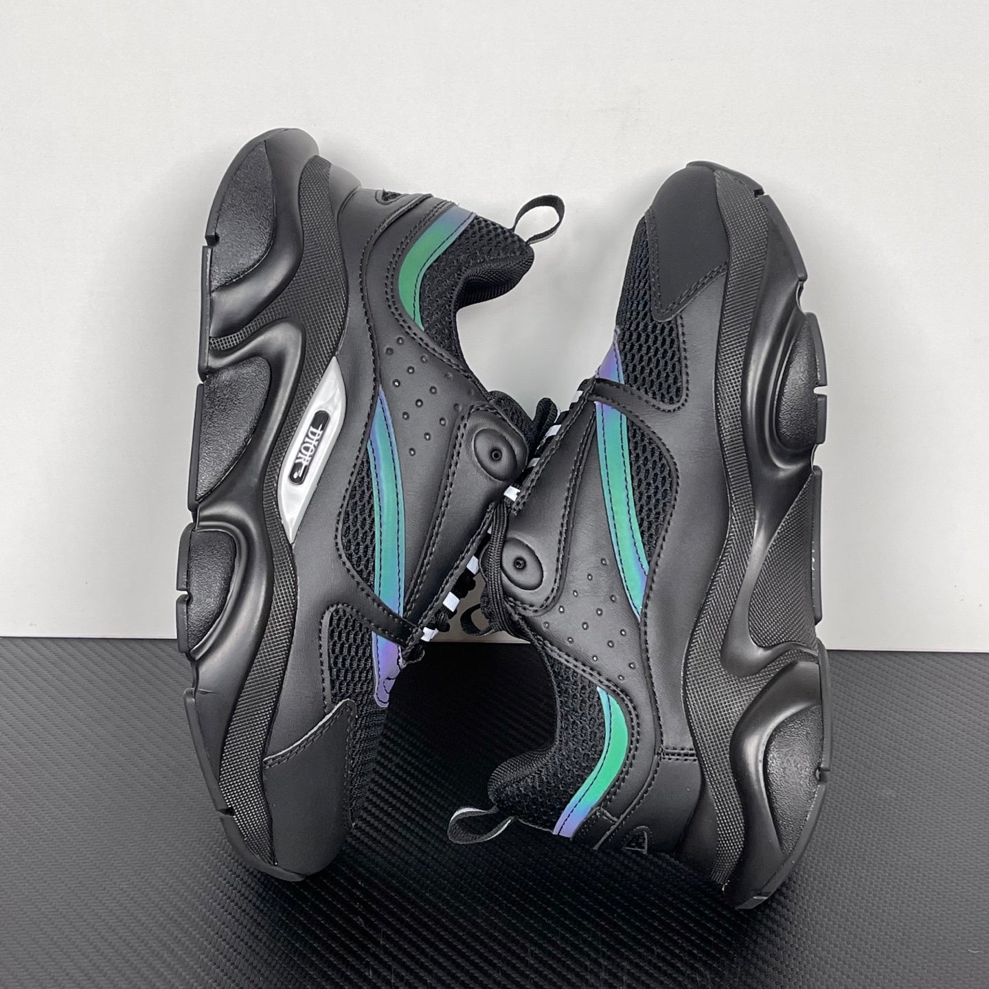 Dior B22 Plateadas