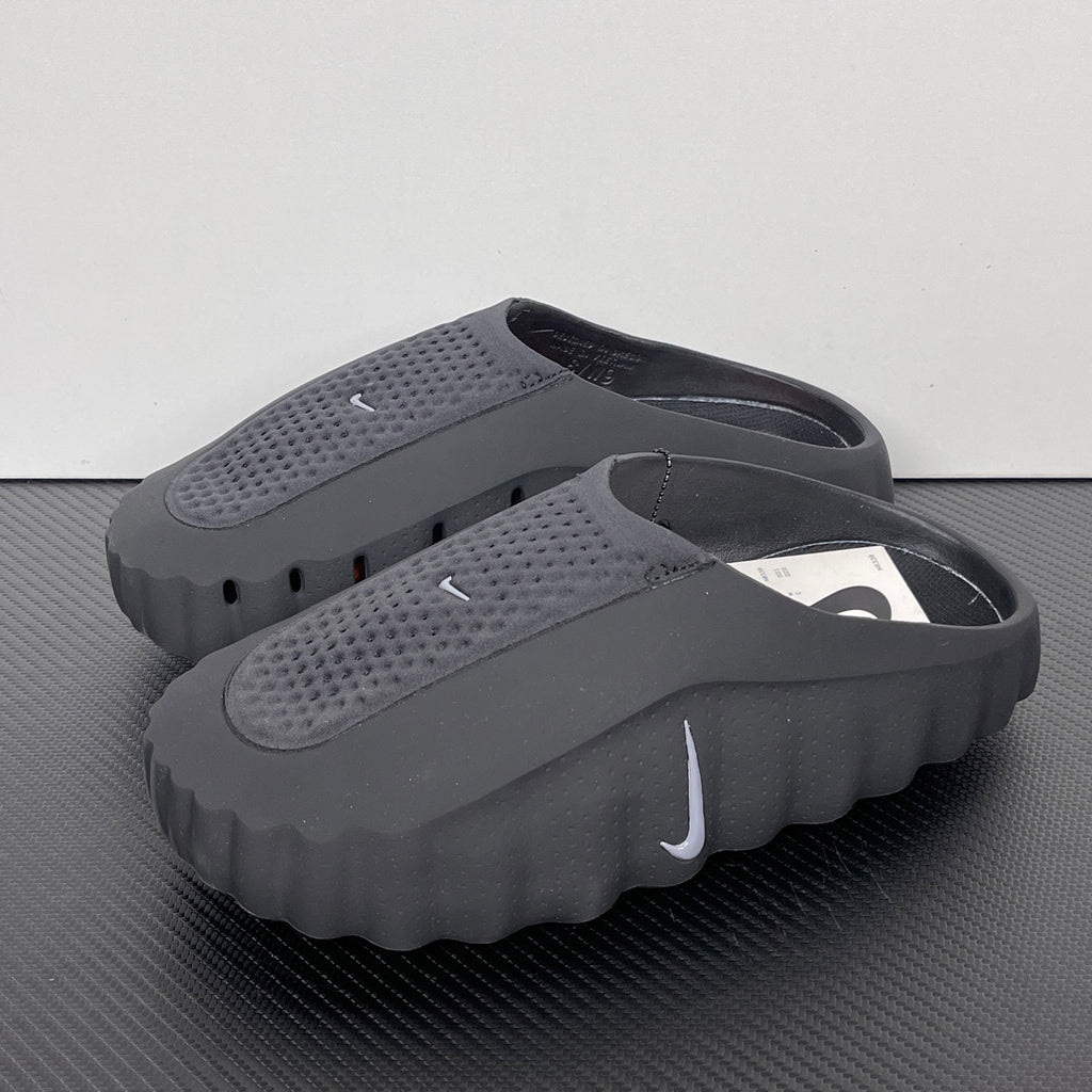 Nike Mind 001