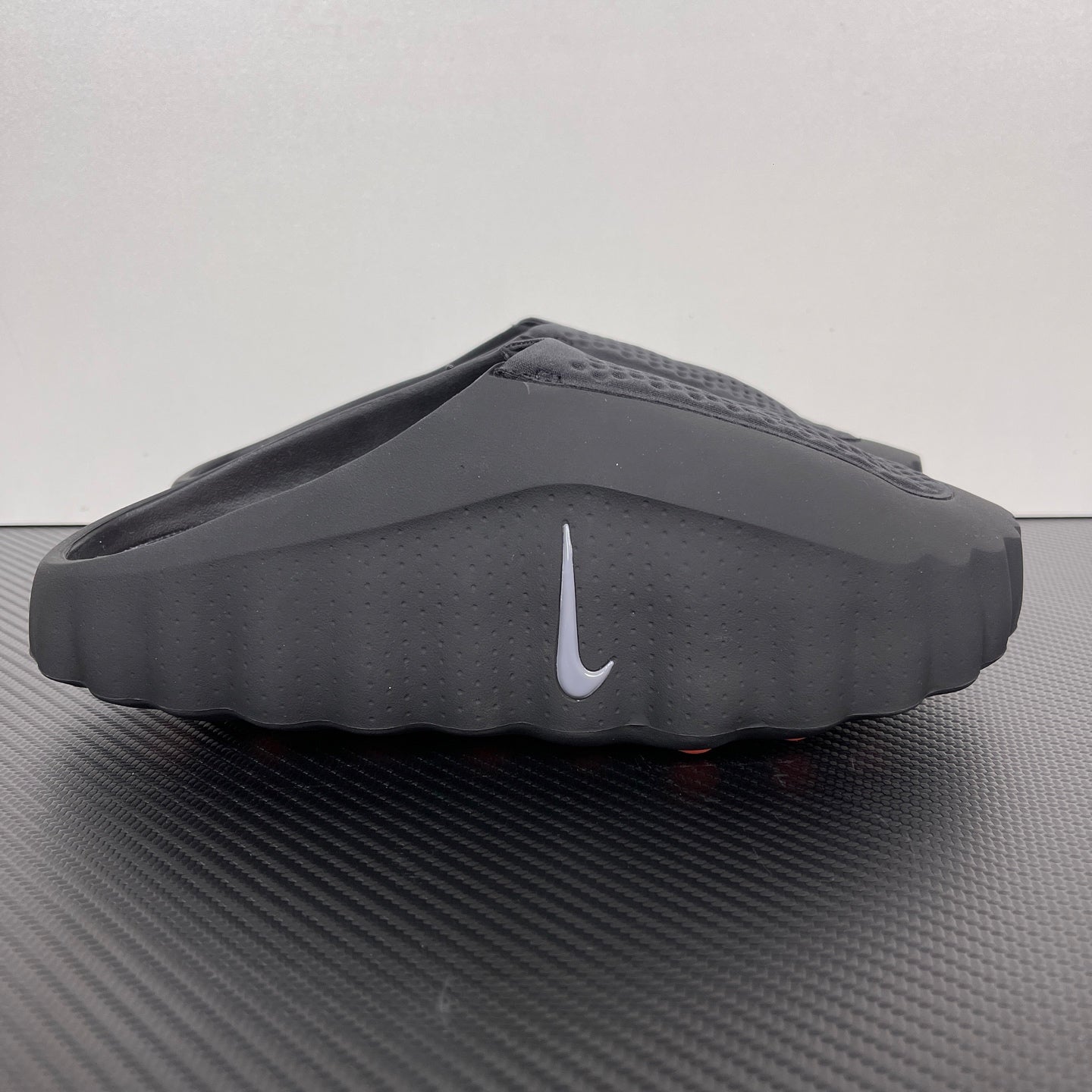 Nike Mind 001