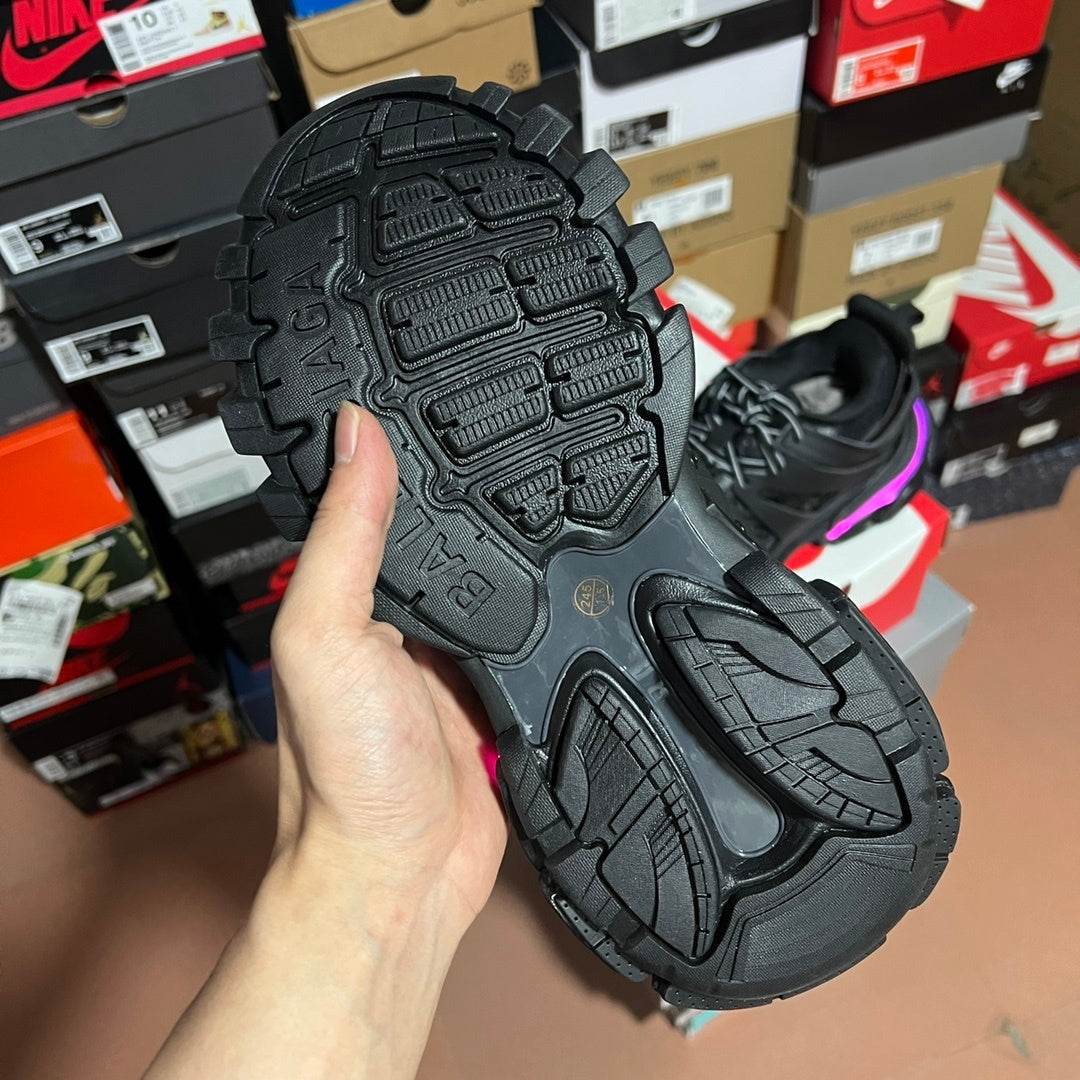 Balenciaga Track LED Negro