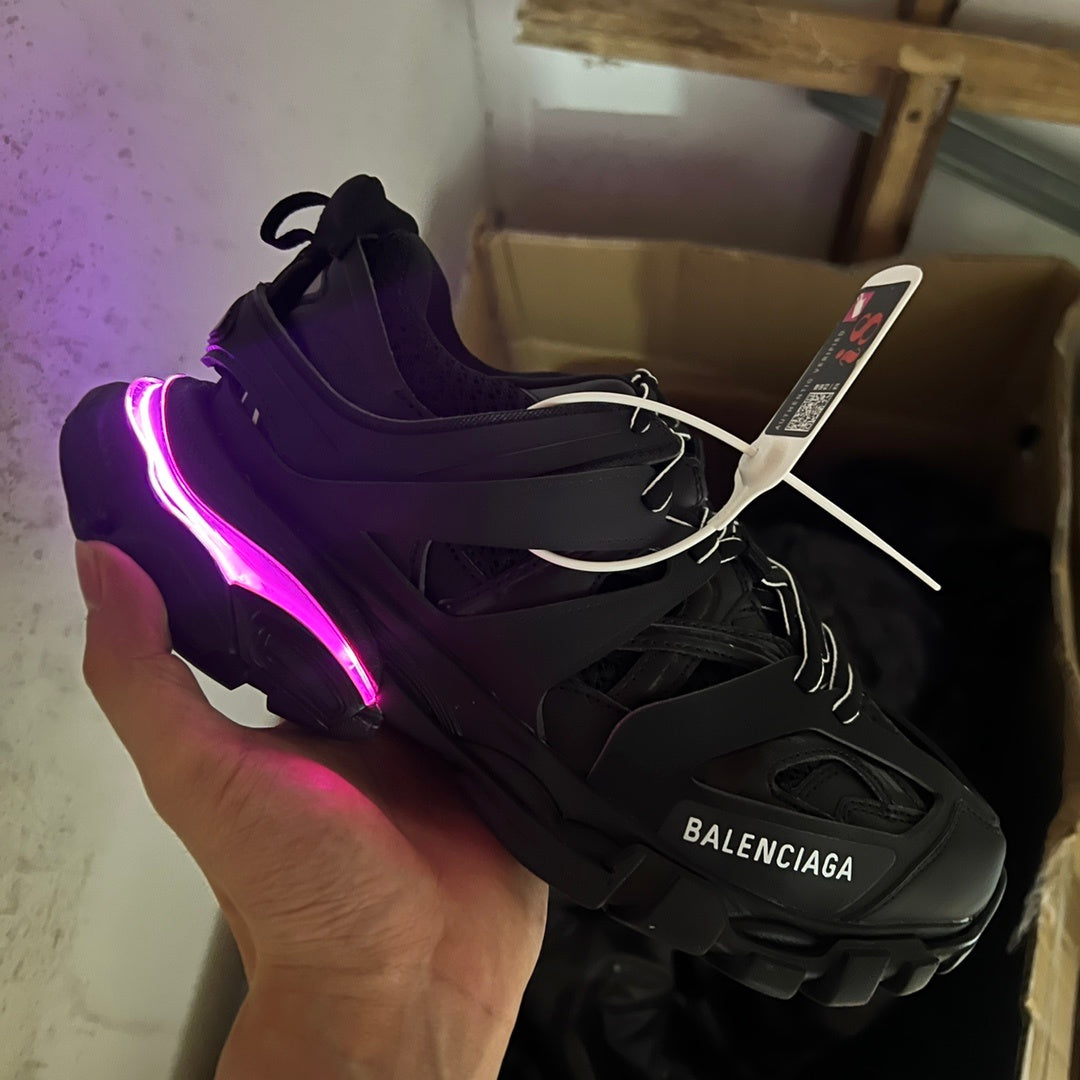 Balenciaga Track LED Negro