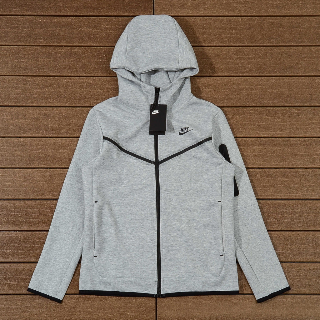 Conjunto Nike Tech Gris Claro